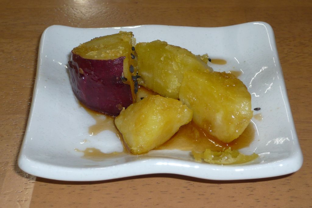 p1000885